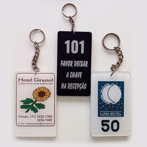 Prismas e Display de Acrílico e Chaveiros